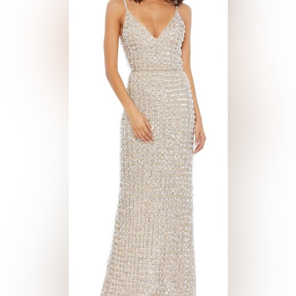 Mac Duggal beaded fringe v neck mermaid dress. Style 5394. Size 14. - Picture 5 of 6